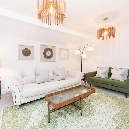 The Tower By Harrogate Serviced Apartments Bagian luar foto