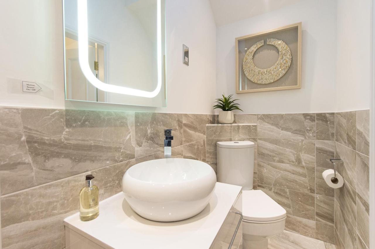 The Tower By Harrogate Serviced Apartments Bagian luar foto