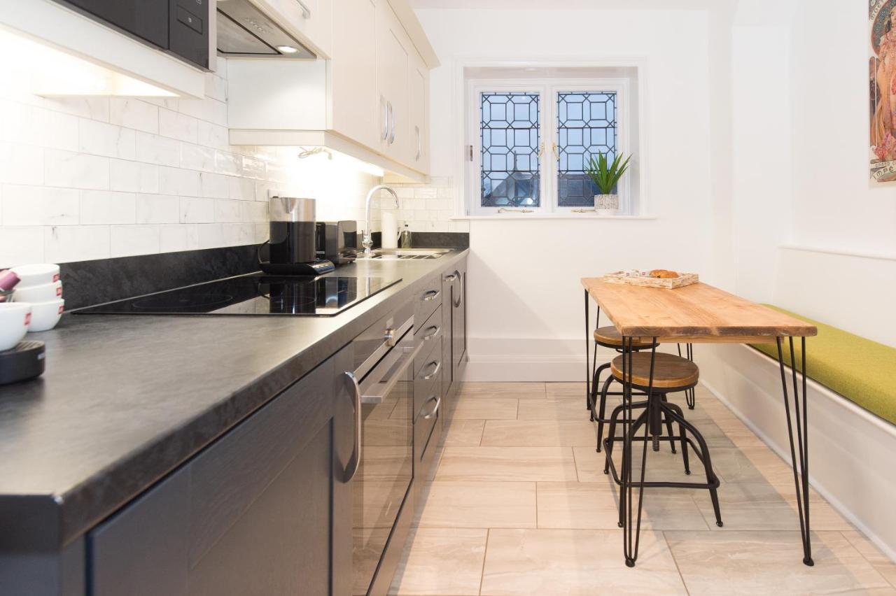 The Tower By Harrogate Serviced Apartments Bagian luar foto