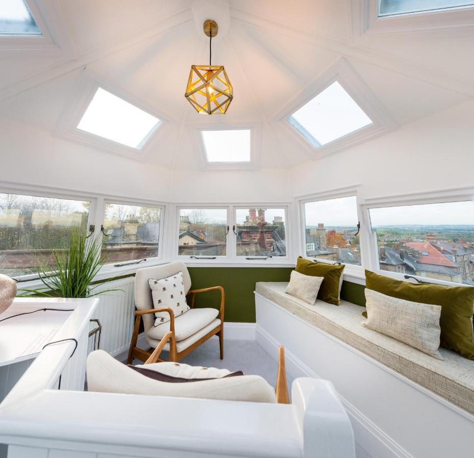 The Tower By Harrogate Serviced Apartments Bagian luar foto