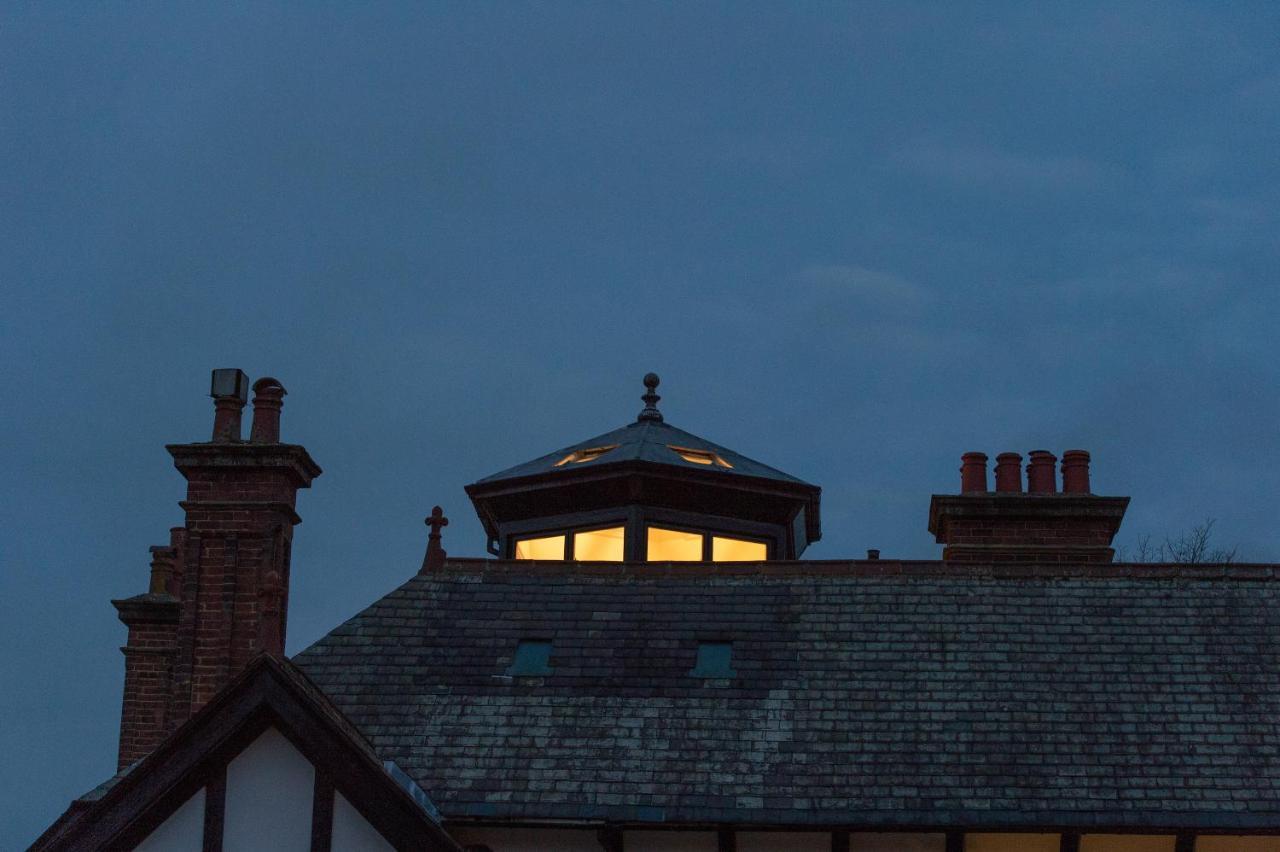 The Tower By Harrogate Serviced Apartments Bagian luar foto