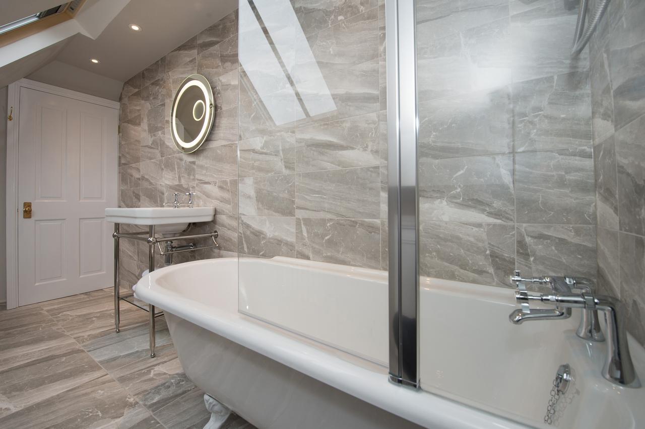 The Tower By Harrogate Serviced Apartments Bagian luar foto